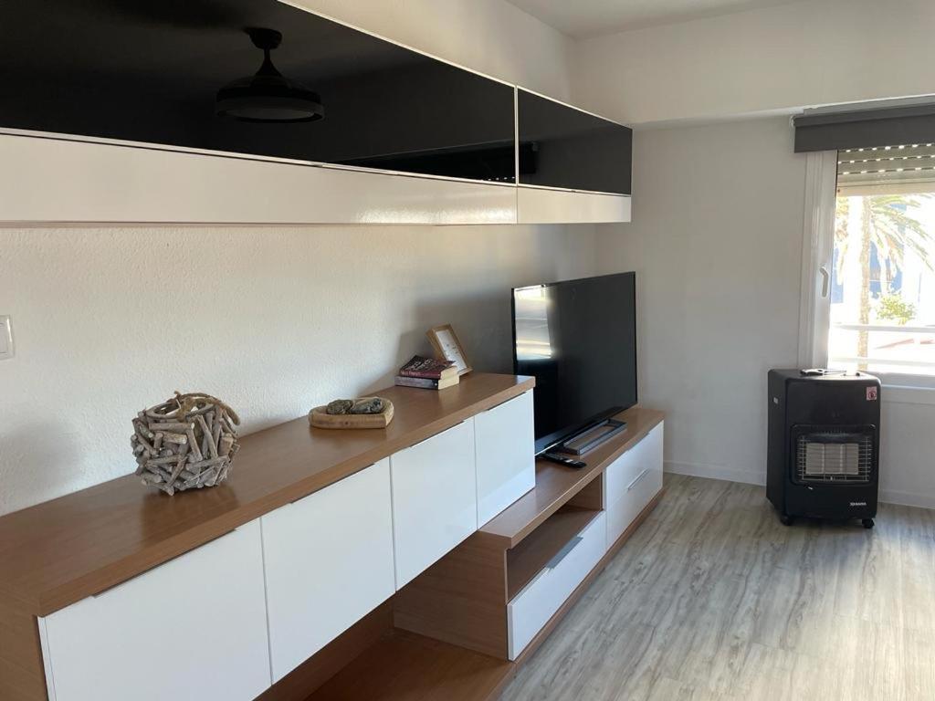 Apartamento En Complejo Residencial Con Piscina Y Garaje Frente Al Mar バレンシア エクステリア 写真